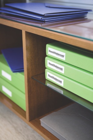 Dymo D1 on folders Dymo D1 on folders